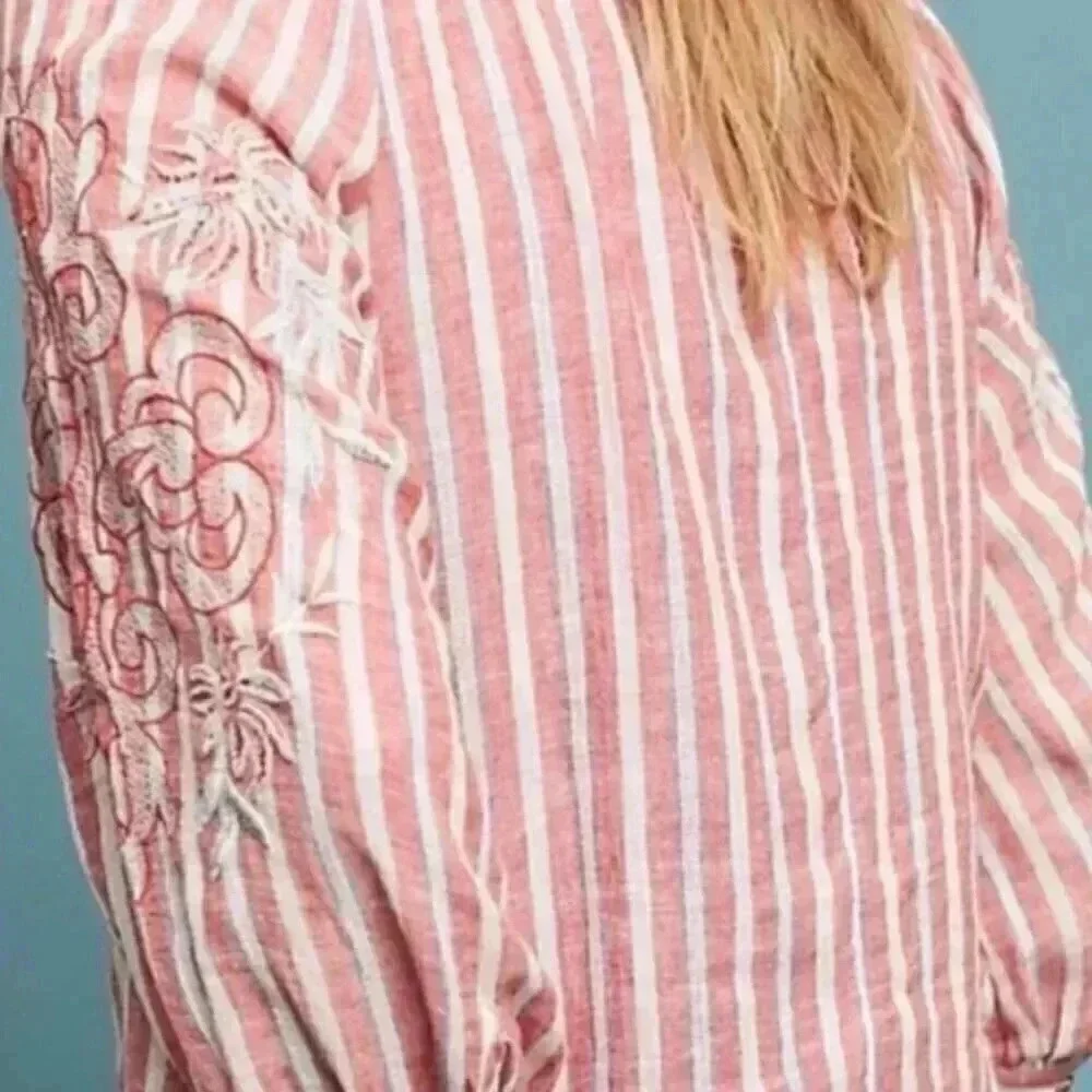 Anthropologie Akemi +Kin Audria Linen Size Small Striped Boho Blouse Top
